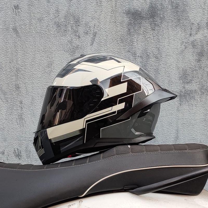 Unisex Full-Face Motorcycle Helmet with Gundam Design, Summer-Compatible, Large Spoiler, Bluetooth Slot