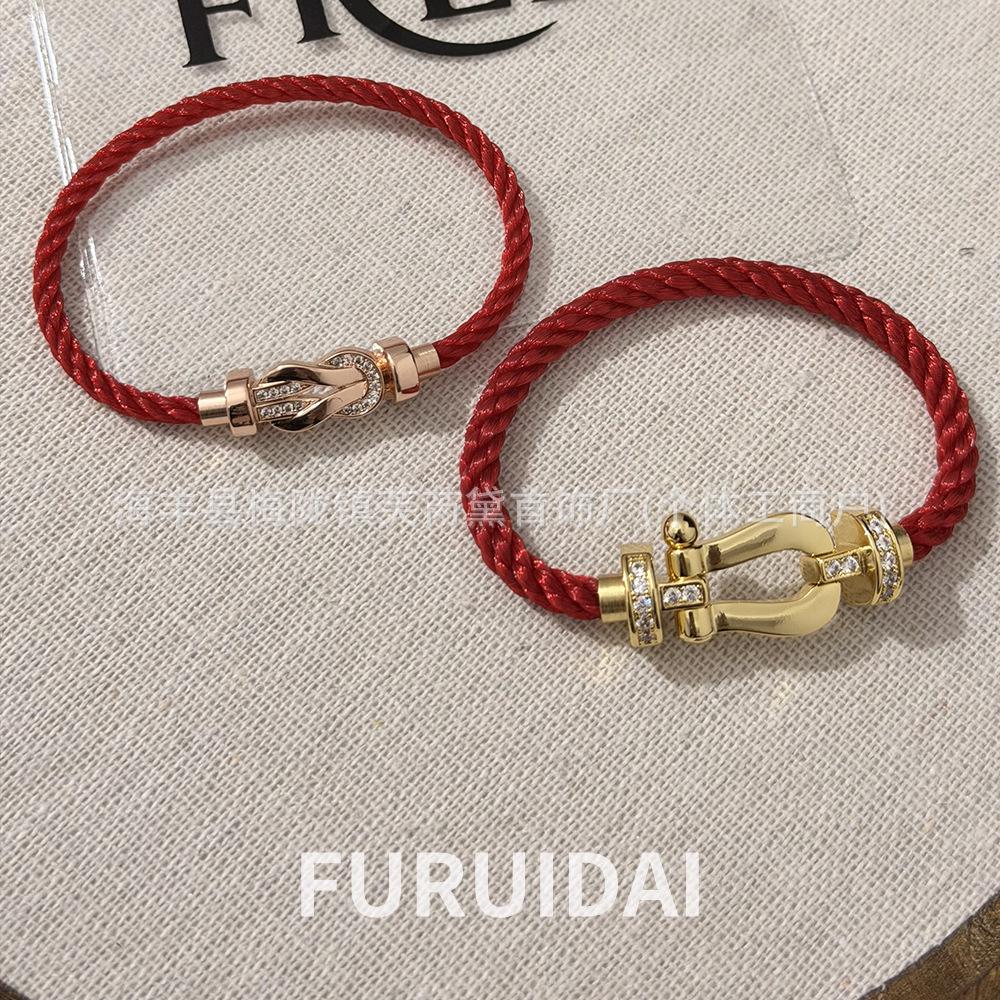 Bracciale Fred Placcato Oro 18k con Ferro di Cavallo Diamantato Zodiaco Corda Rossa - Unisex Stile Fai da Te a Forma di 8