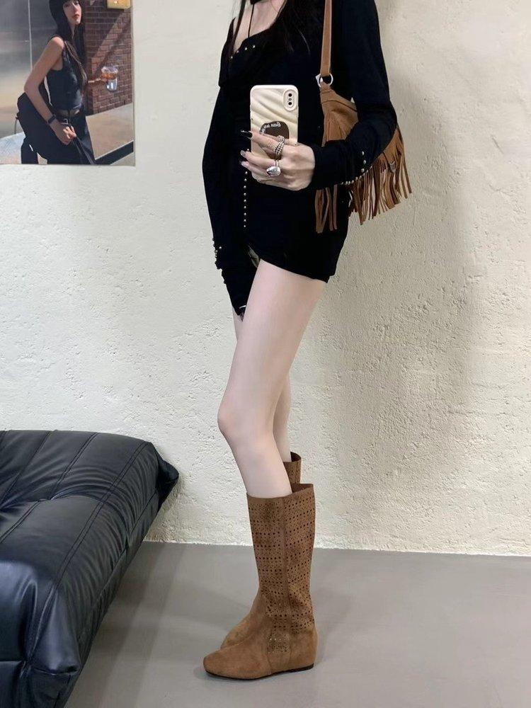 

[Youshilai] 2025 осень новые полые ковбойские сапоги в западном стиле женские ретро остроносые на платформе рыцарские сапоги 40