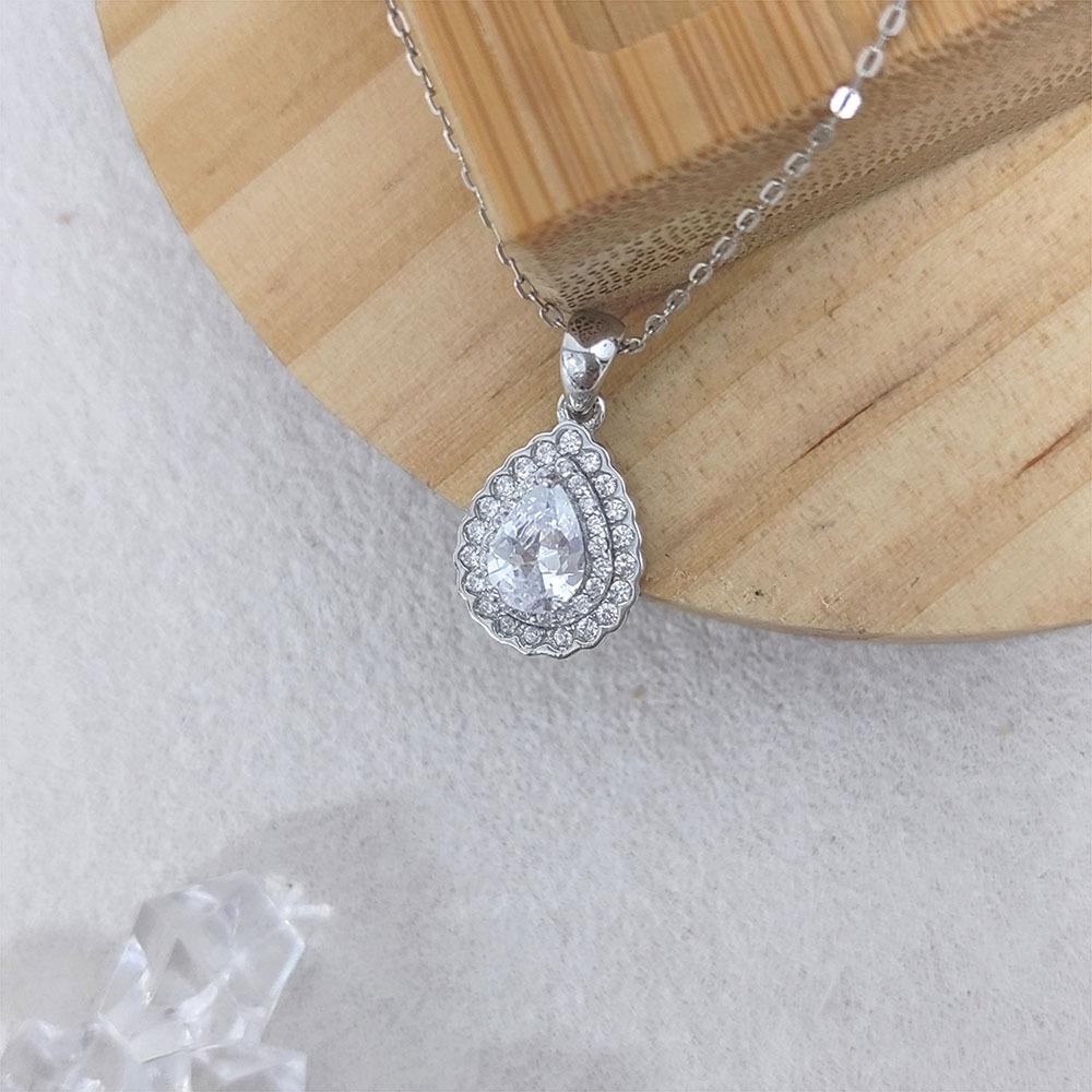 S925 Sterling Silver Moissanite Water Drop Pendant Necklace for Women - Versatile & High-End Jewelry
