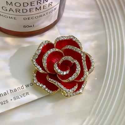Super Beautiful French Small Fragrant Style Red Camellia Brooch Corsage Female Elegant Versatile Flower Pin Buckle