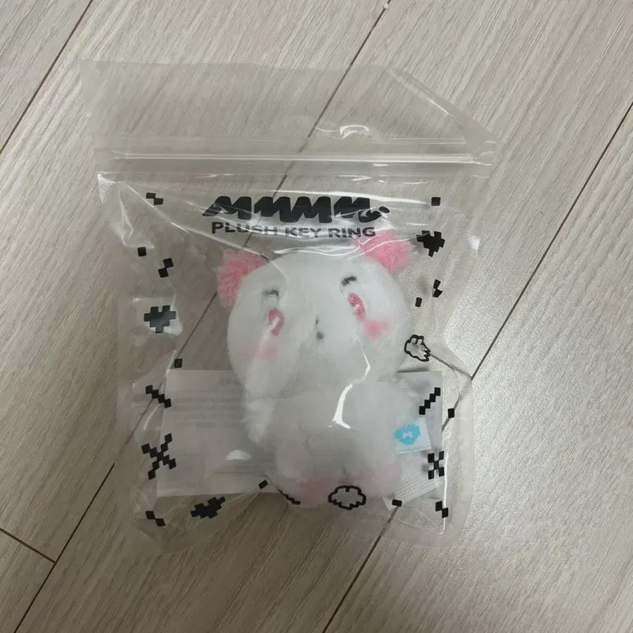 

PLAVE Меміму Продано Запечатано