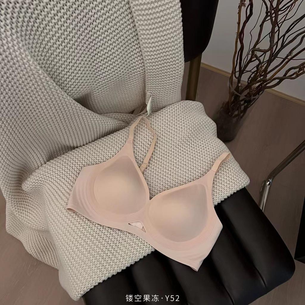 Thin hollow jelly soft support fixed cup underwear women's seamless lift small breasts gather and close the double breasts beautiful back bra