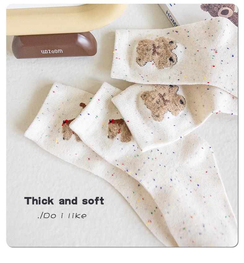 Cute Children's Mid-Calf Cotton Socks for Girls - Cartoon Bear and Dot Design for Spring, Autumn, and Winter.