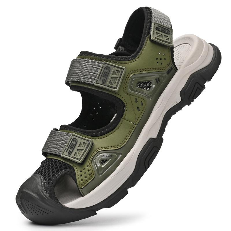 New Sandals Men's Summer Wear Sports Soft Sole Men's Driving Casual Men's Beach Shoes Leather Mesh Holes
