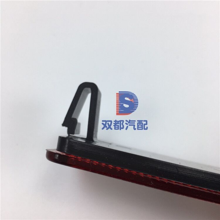 Auto parts High quality For SAIC MAXUS LDV V80 rear bumper light rear fog light reflector rear bumper light