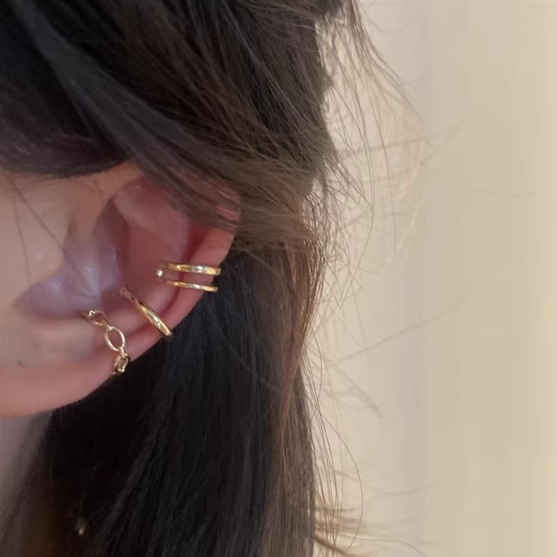 Elegant Versatile Ear Cuff: Unique, High-End No-Piercing Earrings for Women