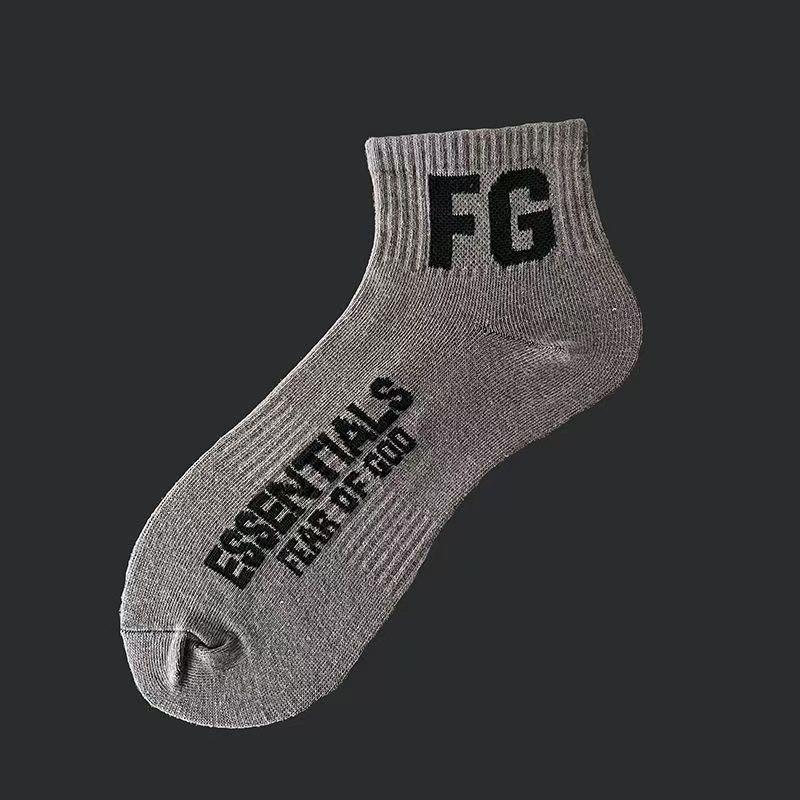 4Pairs ESSENTIALS FEAR OF GOD FG Socks Unisex Casual Cotton Crew Short Socks