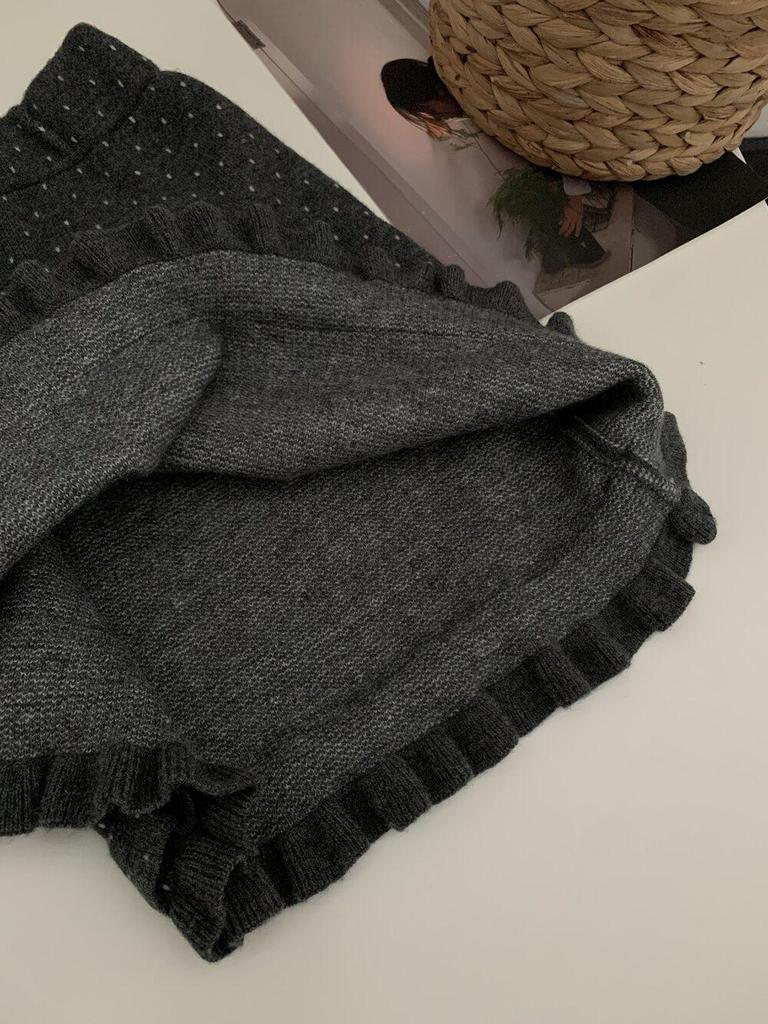 Trendy Polka Dot Knit Black Fungal A-Line Skirt for Women - Winter Petite Hip-Hugging Short Skirt