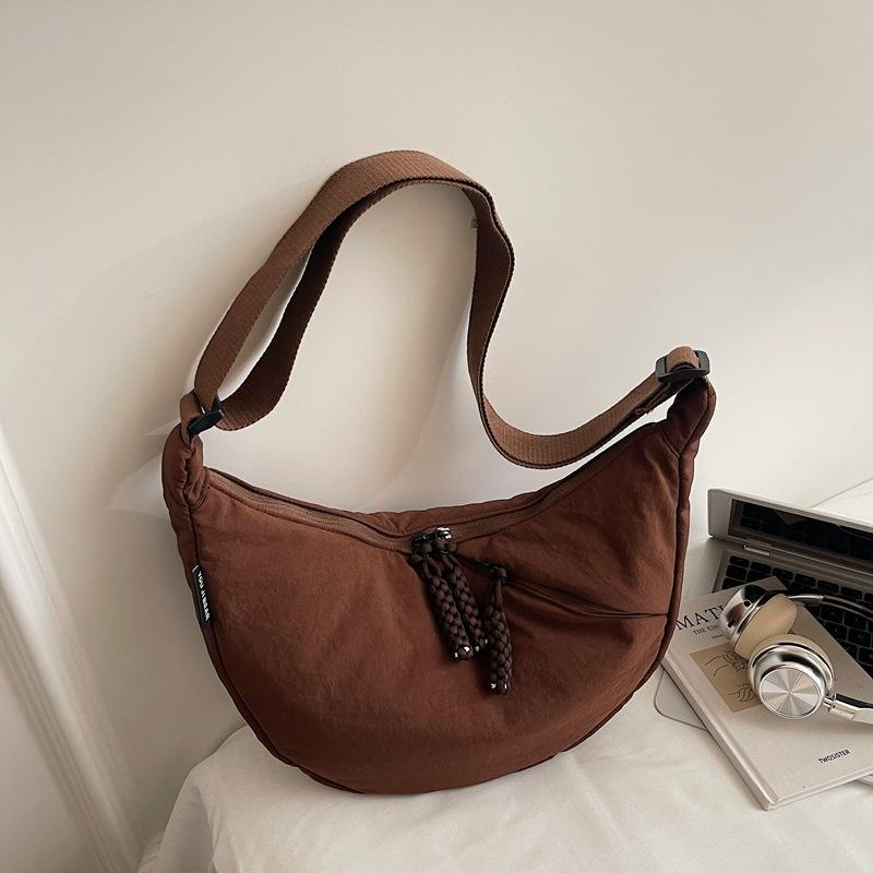 Crossbody bag women s bag dumpling bag women s large-capacity bag women s commuter shoulder sports versatile backpack women коричневый