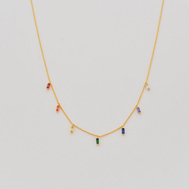 S925 Silver Clavicle Chain Necklace with Colored Gemstone Pendant - Original, Stylish, and Versatile Design. 925 Silver