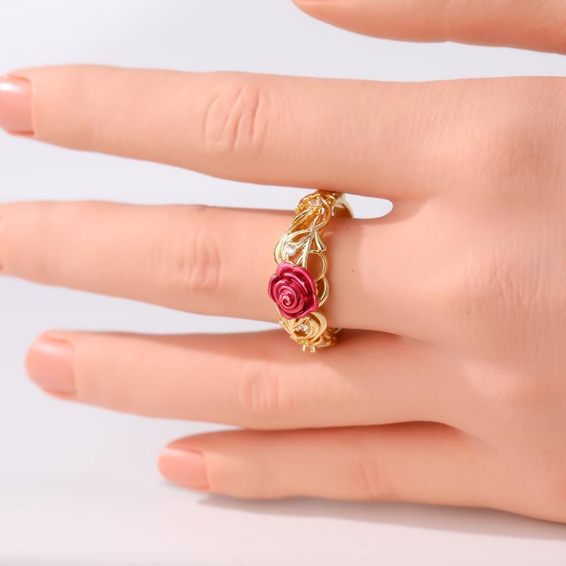 Vintage Inlaid White CZ Women's Ring Dazzling Gold Color Hand Carving Rose Flower Daily Wear Party Jewelry Anniversary Gift