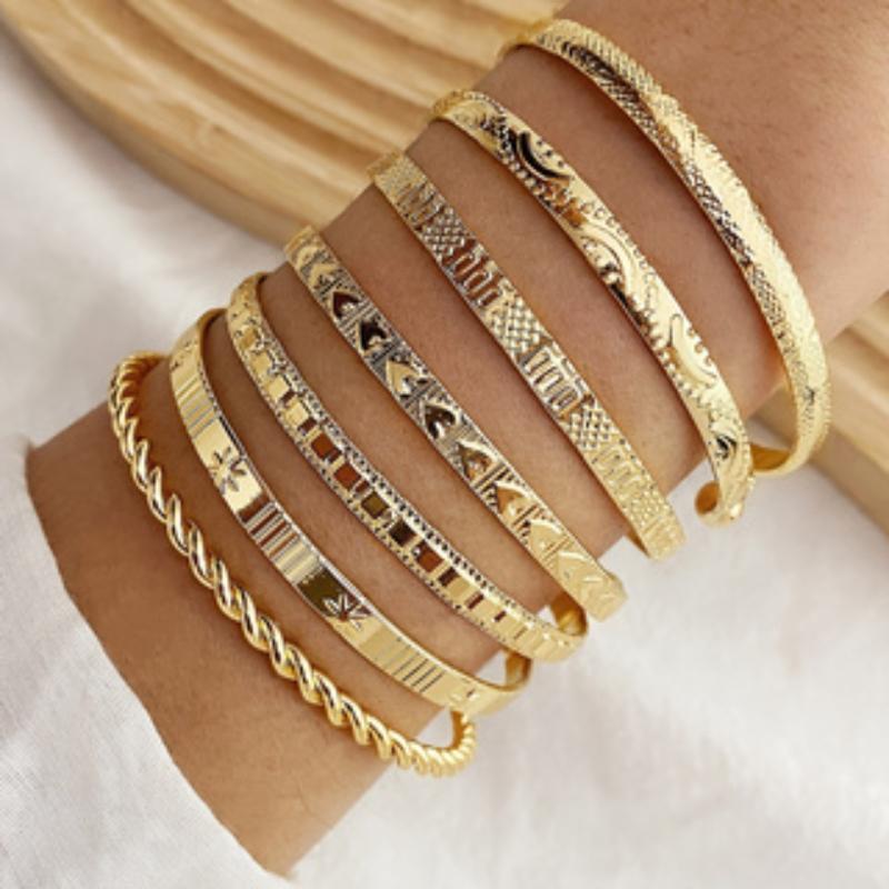 

7pcs/set Punk Style Gold Color Engraved Floral Multi-layer Bracelet Ladies Personalized Hip-hop Trend Zircon Accessories
