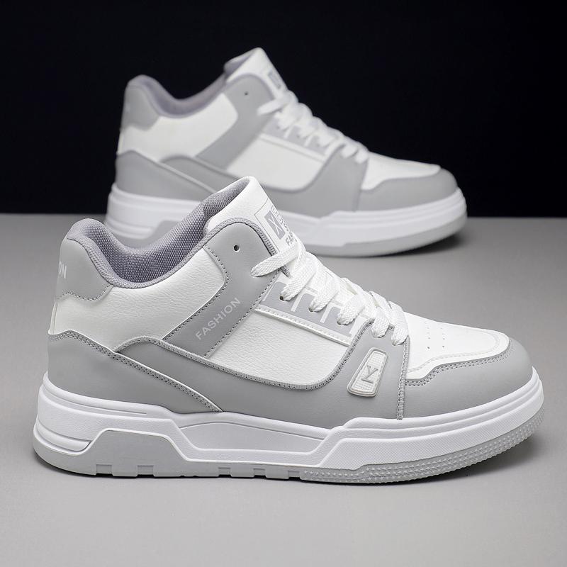 New Men's Classic Four Seasons Fashion Middle Top Skateboarding Shoes Comfortable Soft Sole Sneakers