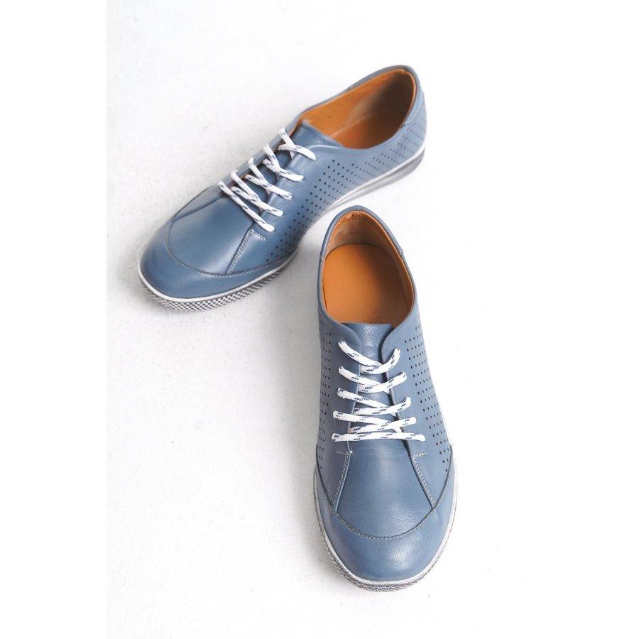 Women's Genuine Leather Round Toe Lace-Up  Flat Sole Casual Shoes