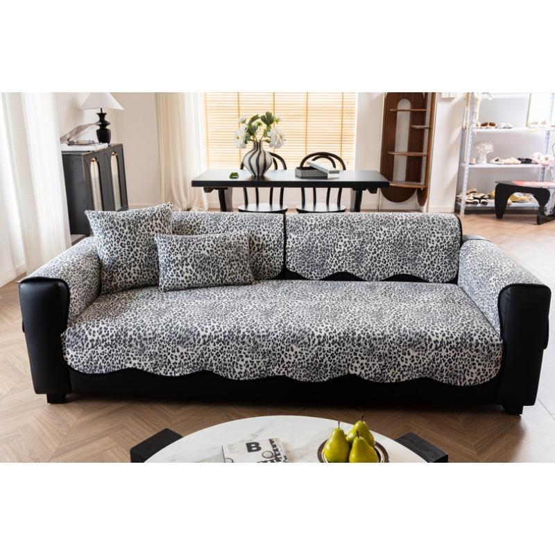 Special-shaped Irregular Sofa Cushions, Festive Red Straight Row, A Whole Sofa Cover, Cloth Towel, Cushion Cover, Universal for All Seasons