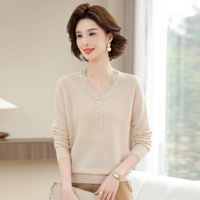 New long-sleeved knitted bottoming shirt women's inner autumn top age-reducing lace sweater women's spring and autumn
