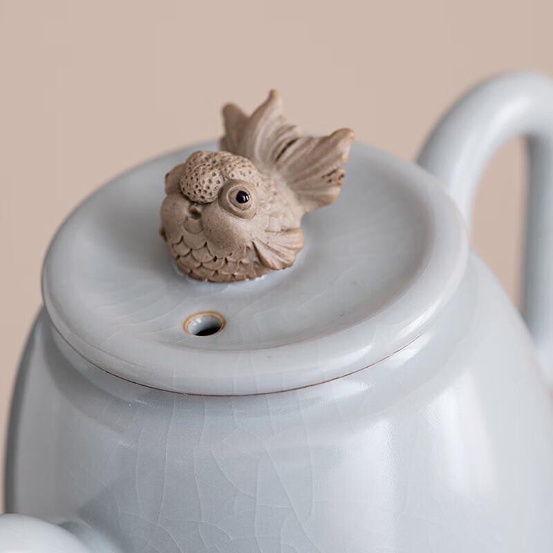 Ba Fang Li Koi 11-Piece Ceramic Tea Set