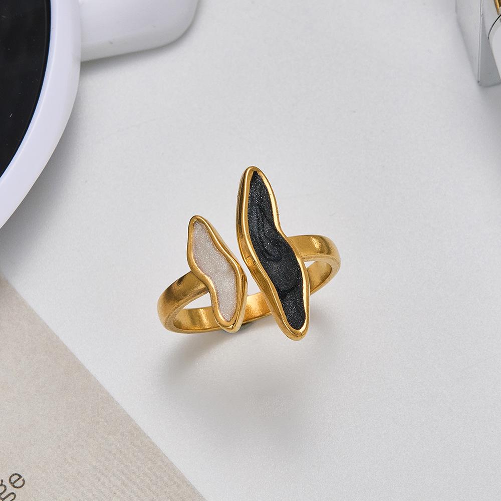 Double Layer Wave Women's Korean Style Stainless Steel Open Ring - Fashionable, Simple, and Cool Index Finger Design.