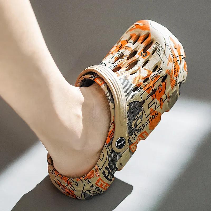 Trädgårdsträskor för män Herr Sommarsandaler Utomhusstrandsandaler för man Mode Träskor Skor som andas Vattenskor Fritidstofflor