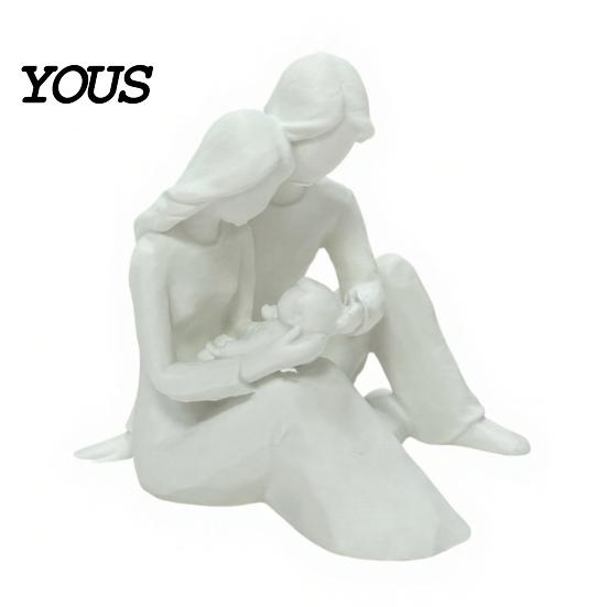 Elegant Family Decor 3D Printed of 3 Sculpture, Modern Father Mother Son White Statue Figurine, Parent Child Decorative for Home Office Shelf