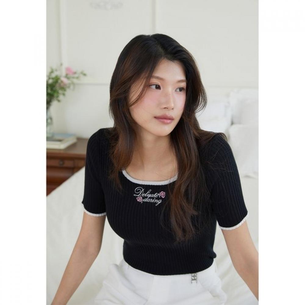 EGOIST Rose Lettering Colorblock Short Sleeve Knit Es2okh01 