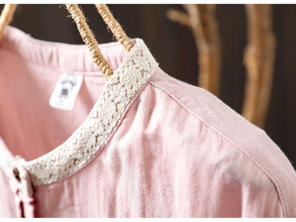 Autumn Cotton Lace Stand Collar Artistic Patchwork Age-Reducing Shirt