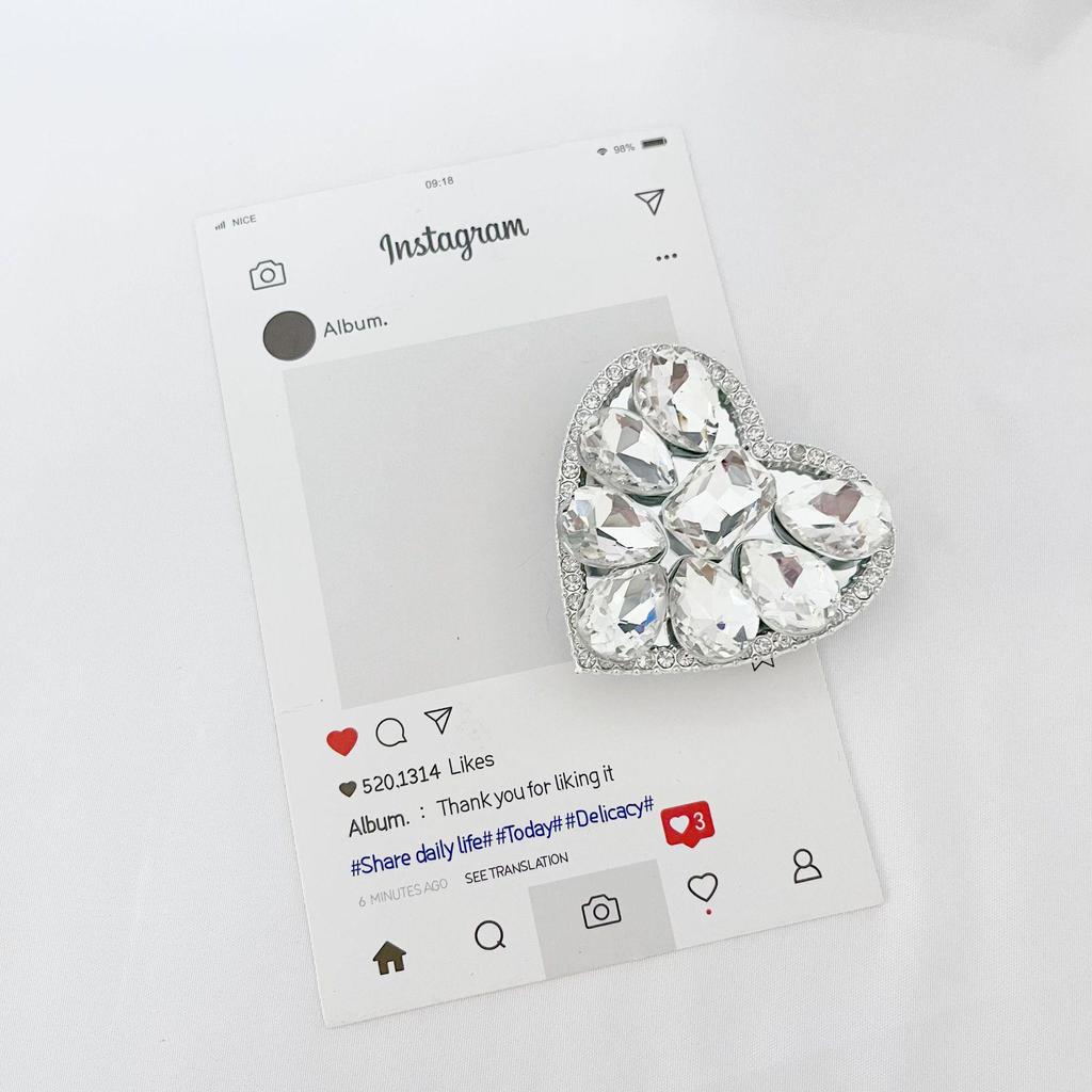 Korean Luxury Rhinestone Love Mobile Phone Stand: Portable, Retractable, Crystal Accessory Universal Fit
