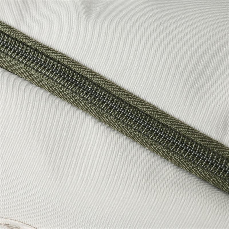 Die neue modische und hochwertige tragbare Fitness-Tasche kann diagonal als Trennbeutel für trockene und nasse Sachen für kurze Geschäftsreisen verwendet werden.