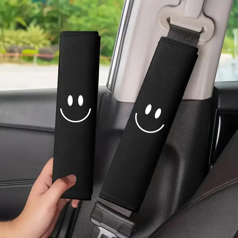 

2 шт. Накладки на плечи ремня безопасности с рисунком улыбающегося лица, мягкие и удобные, накладки на ремень безопасности, товары для интерьера