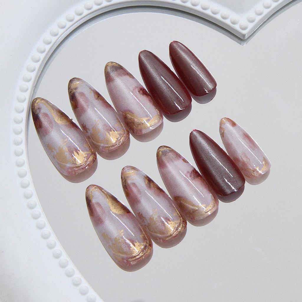 Three-dimensional cat's eye amber smudged gold foil ins wind wearing armor 24 pieces press on nails