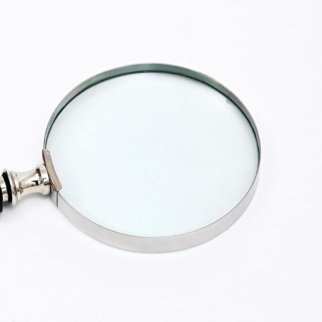 Heritage Cream & Black Decorative Magnifier