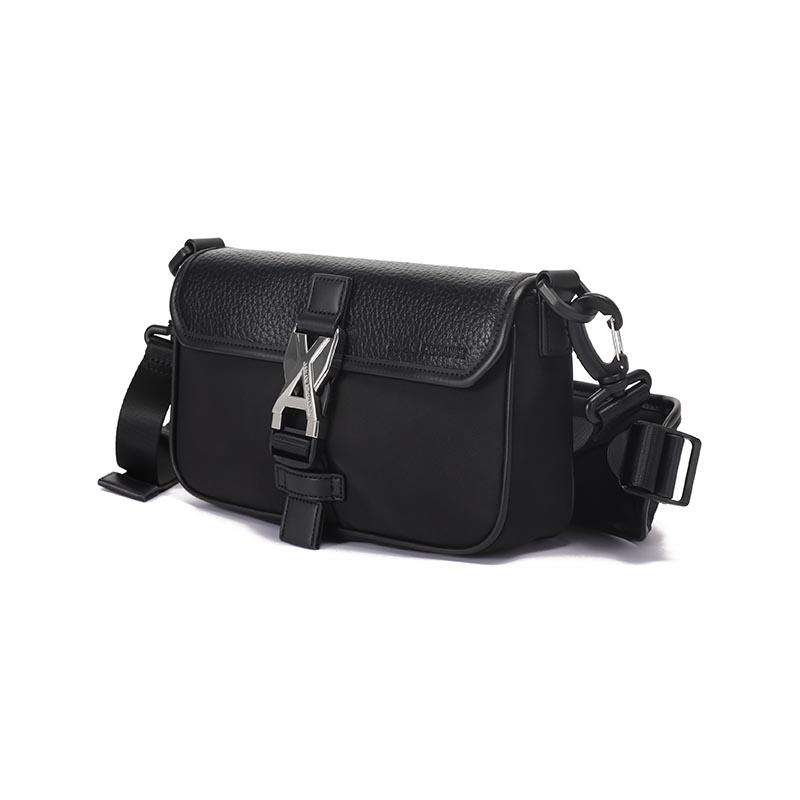 Nouveau Sac Bandoulière ARMANI EXCHANGEAE en PU, Sac Épaule Homme Noir XM000580-AF12135-UC001