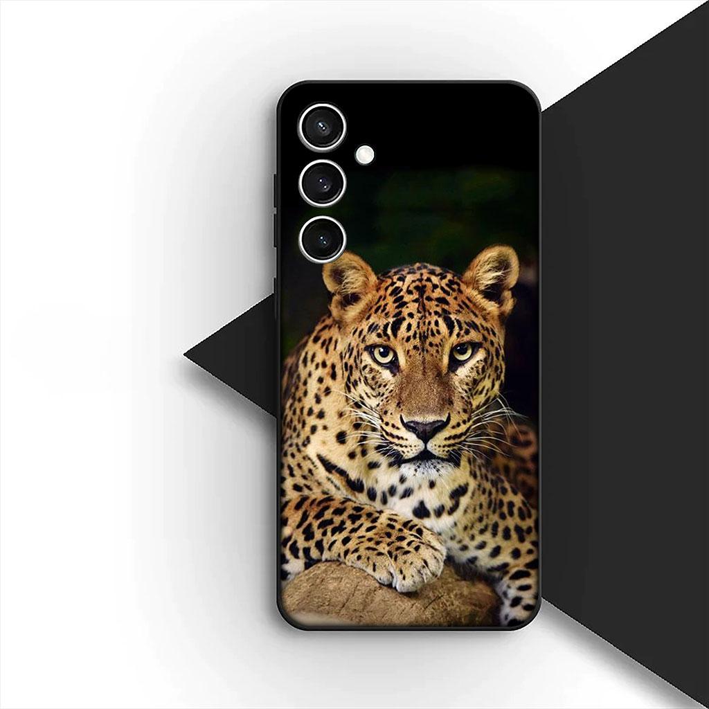 Stalking Wolf Art Tiger Silicone Phone Cover for Motorola Moto Edge 70 60 Fusion NEO Pro G Stylus G56 G96 G04 G05 20 Soft Case