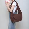 Simple Tote Bag with A Relaxed Feel, Large-capacity Commuter Women's Bag, Pleated Crossbody Bag
