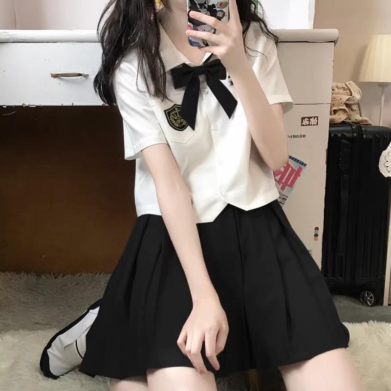 

JK College Style Short Sleeve Shirt & Pleated Skirt Uniform Set for Petites L