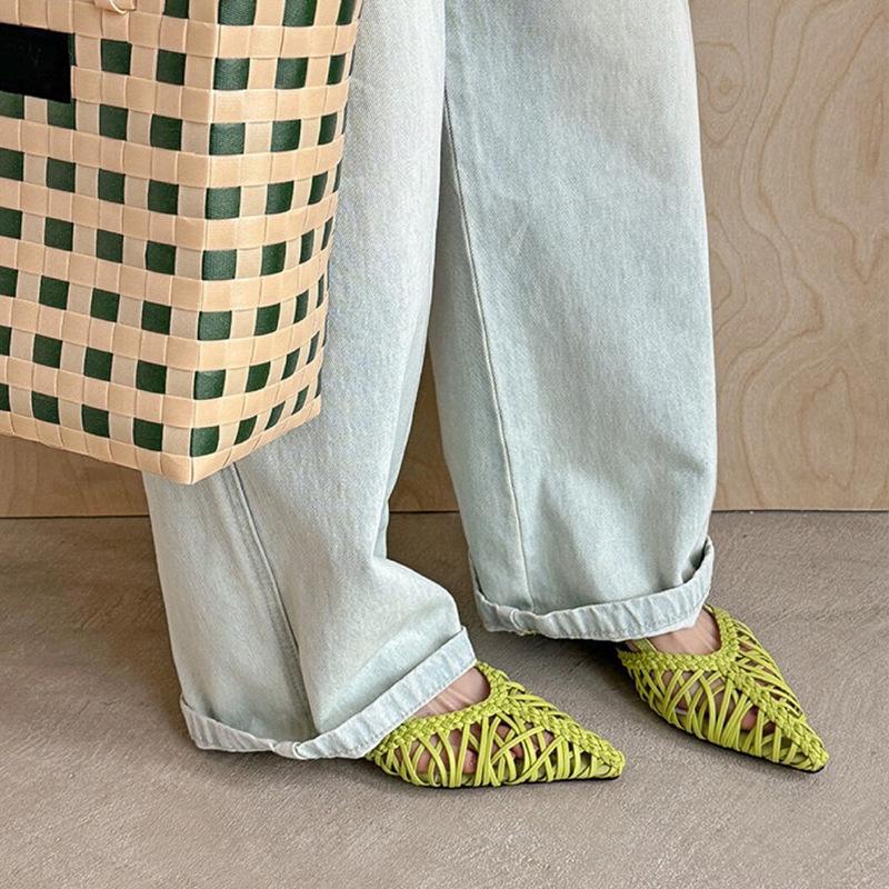 Sheepskin Korean version of niche leather woven breathable sandals women's summer flat bottom pointed hollow Muller outer wear cool slippers