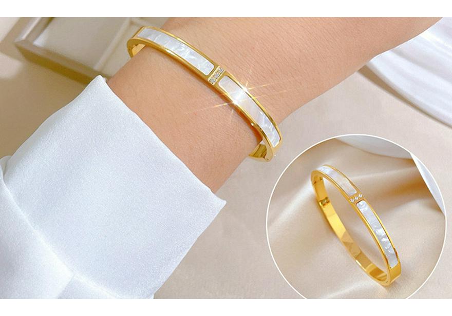 Korean White Mother-of-Pearl Shell & Rhinestone Diamond Bracelet in Titanium Steel