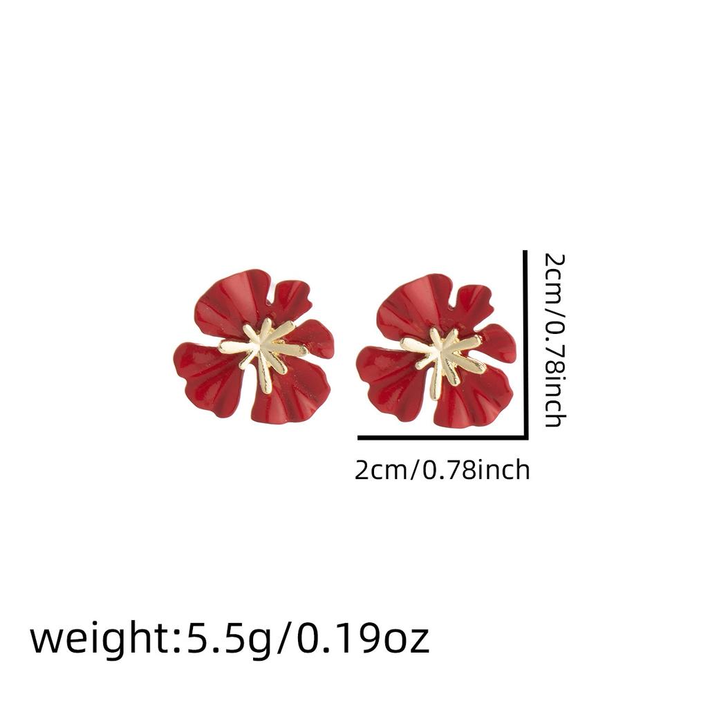 Elegant Red Flower Earrings in French Vintage Style with a Simple Design - Minimalist and Elegant Women's Ear Jewelry