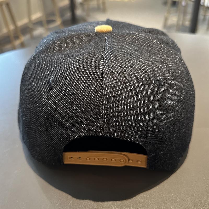 Fashion Men Women Baseball Leather Label Graffiti Letters Hip Hop Caps Sun Hat Unisex Snapback Hat Cap Adjustable