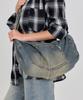 Denimowa torba duffle z guzikami w stylu vintage