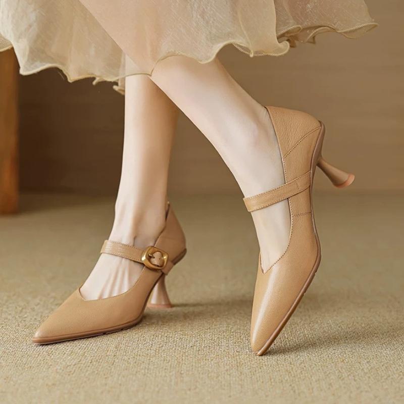 Franskt temperament mjukt läder mellanhäl grunda skor mångsidiga högklackar för kvinnor spetsiga enkla damskor