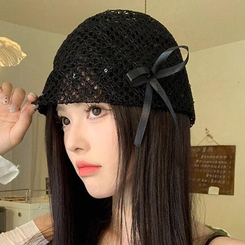 Летняя шапка-бини с капюшоном Laon из прозрачного кружева black