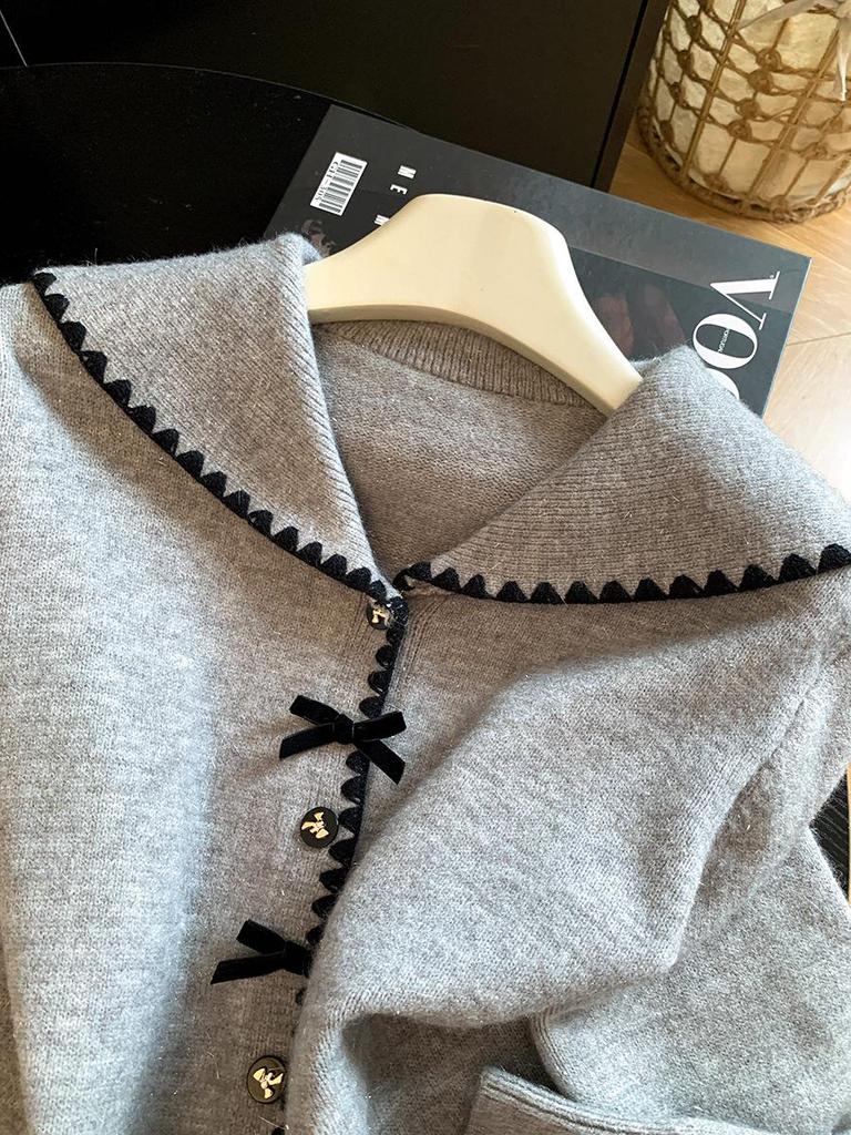 Autumn 2026 Sweet Sailor Collar Knit Cardigan with Bow & Buttons – Fashionable, Versatile, Age-Reducing Sweater