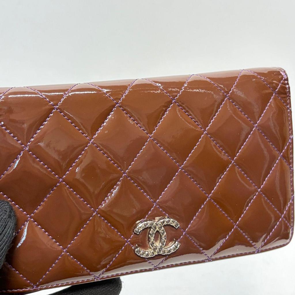 Used 5174 CHANEL quilted enamel PVC long wallet with coco mark flap purple