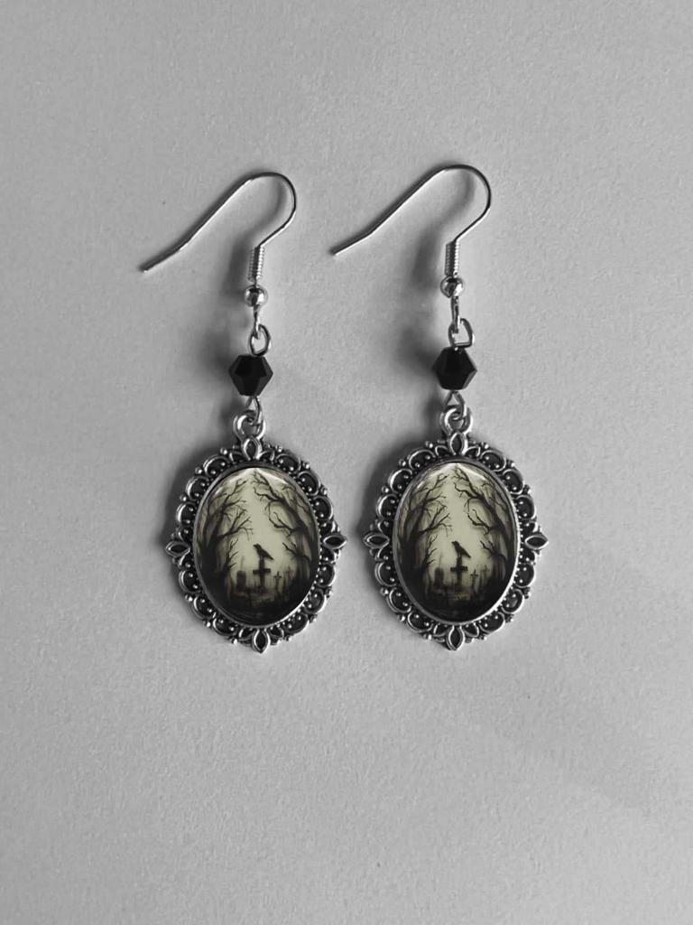 Retro Victoria Sliver Color Oval Lacework Inlay Red Crystal Glass Cat Bat Crow Cemetery Cross Dangle Earrings for Women Jewelry