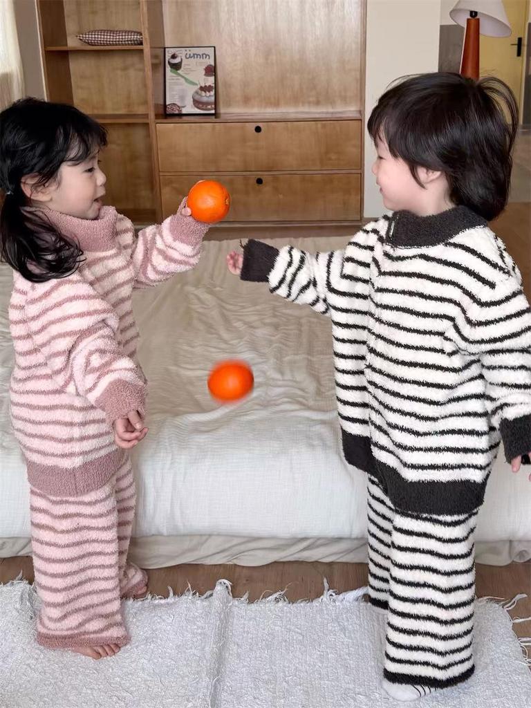 Kids' Coral Fleece Pajamas: Striped Zipper Parent-Child Set for Autumn and Winter