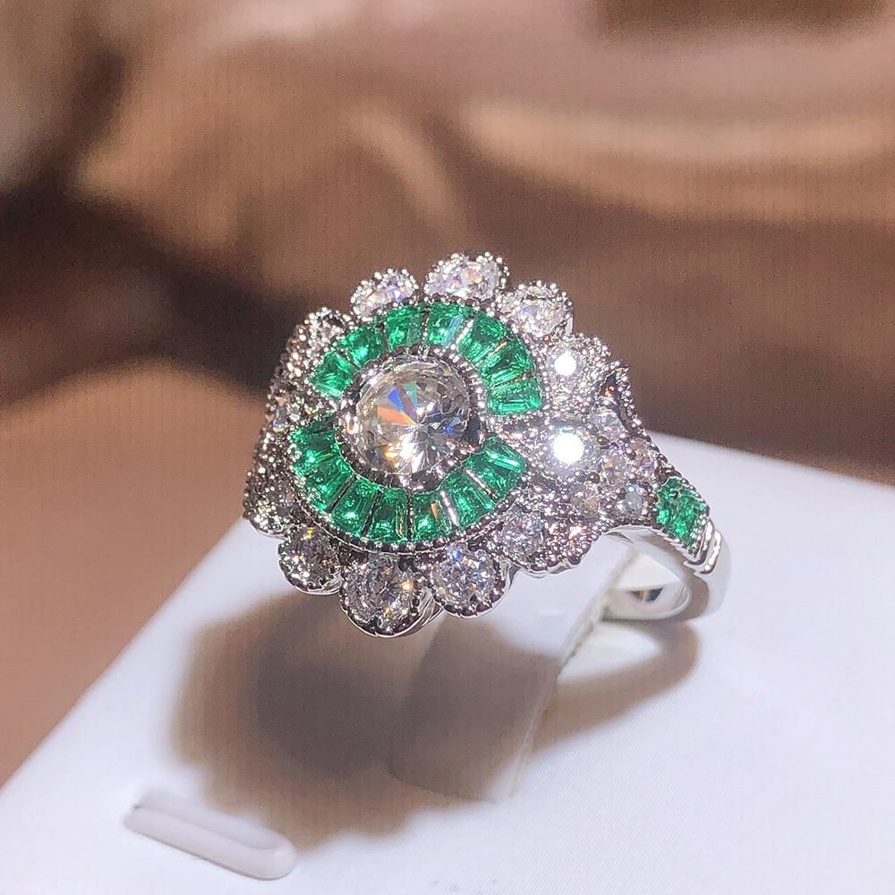 Bling Bling Green/White Cubic Zirconia Rings Women Gorgeous Wedding Party Finger Accessories High Quality Fashion Jewelry