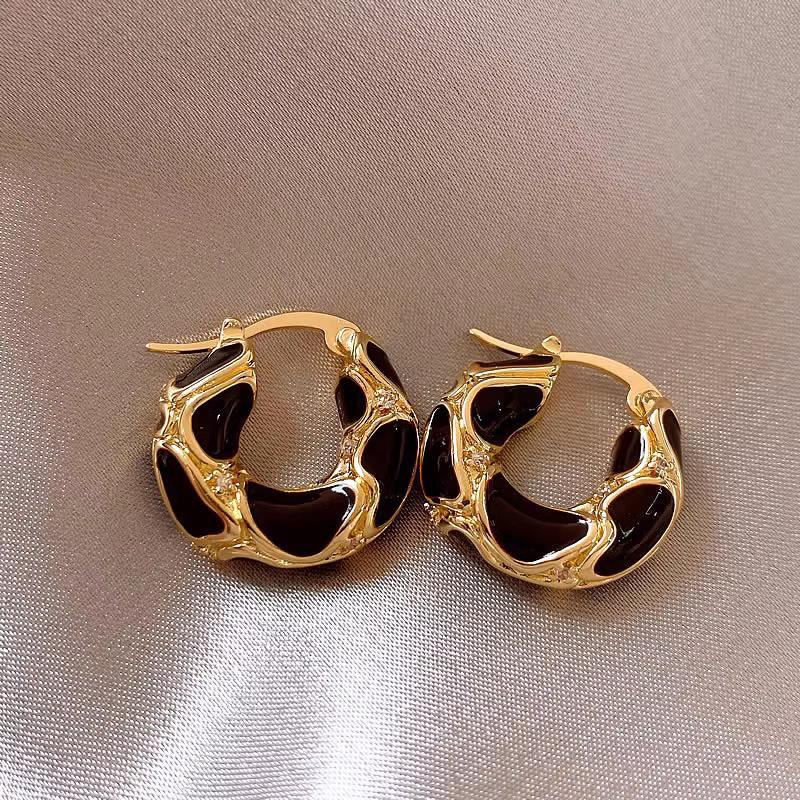 Light Luxury High-end Temperament Enamel Ear Buckle Fashion Design Earrings Drop Glaze Leopard Print Ring Earrings