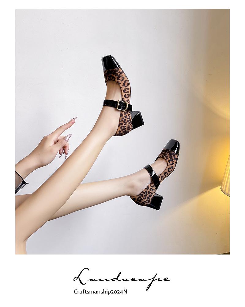 Leopard Print Cashmere Patchwork Square Toe Chunky Heel Mary Jane Shoes with Ankle Strap for Women - Spring/Autumn Retro Style.